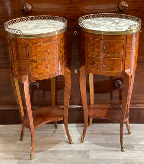 Good Pair Louis XVI Style Kingwood Bedside Tables