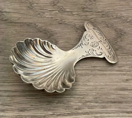Very Pretty George V Silver Caddy Spoon