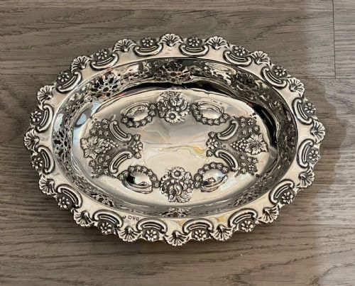 Quality Late Victorian Silver Fruit Basket