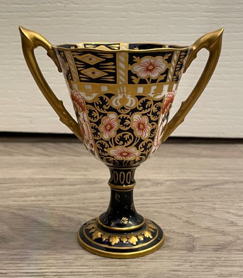 Royal Crown Derby Imari Trophy Cup. C1910