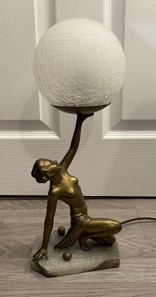 Art Deco Kneeling Lady Lamp. C1920/30
