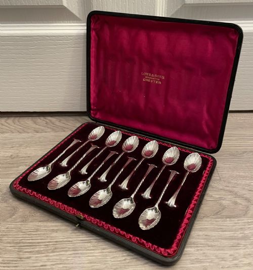 Set of Twelve Victorian Solid Silver Tea Spoons with Shell Bowls