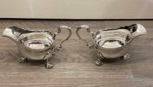 Large Pair of Victorian Solid Silver Sauce Boats, Chester 1896
