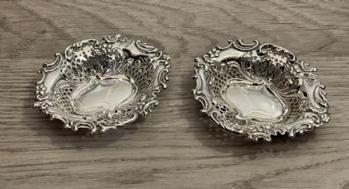 Pair of Late Victorian Solid Silver Bon Bon Dishes, 1901