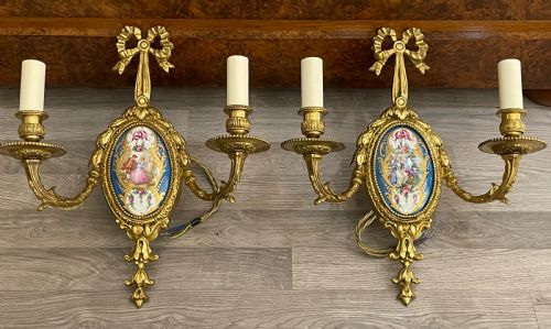 Beautiful Pair of French Ormolu and Porcelain Wall Lights Sconces