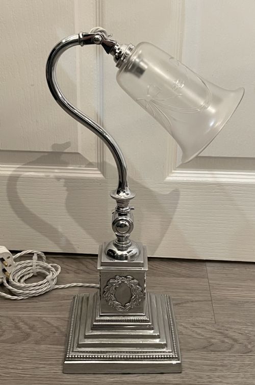A Good Early 20th Century Swan Neck Table Lamp