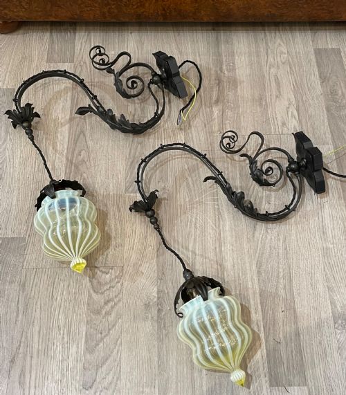PAIR OF ARTS AND CRAFTS WALL LIGHTS IN MANNER OF WAS BENSON