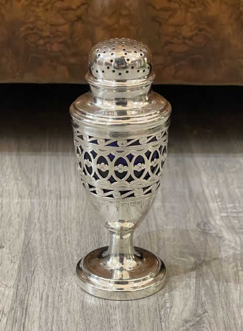 Quality Victorian Silver Pepper Pot, Chester 1900
