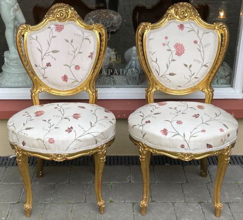Fine Pair of French Giltwood Chairs
