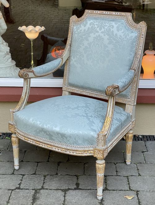 BEAUTIFUL LOUIS XVI STYLE FAUTEUIL ARMCHAIR - ADDITIONAL PHOTO 2