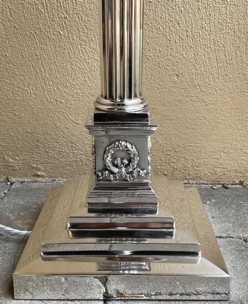 VERY LARGE VICTORIAN SILVER PLATED TABLE LAMP BY HINKS - ADDITIONAL PHOTO 3