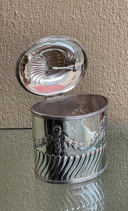 EDWARDIAN SILVER TEA CADDY WITH INTEGRAL SPOON BY GEORGE UNITE - ADDITIONAL PHOTO 4