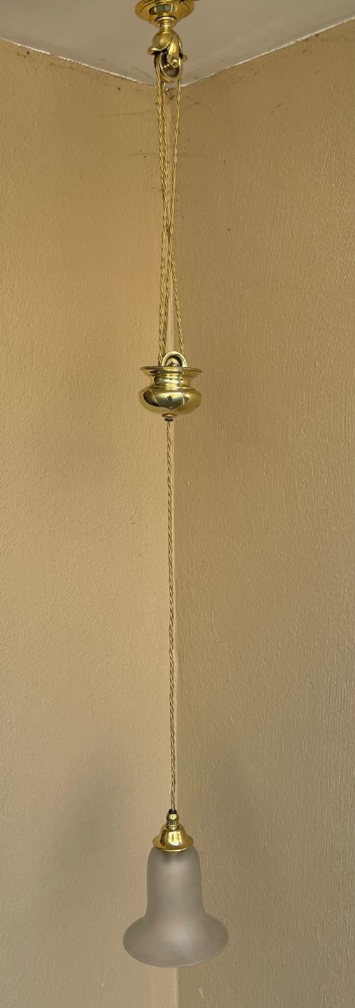 SUPER QUALITY RISE AND FALL PENDANT LIGHT BY OSLER