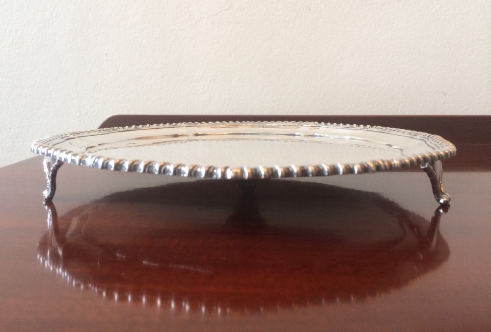 George V silver salver, 377 grams  View IV