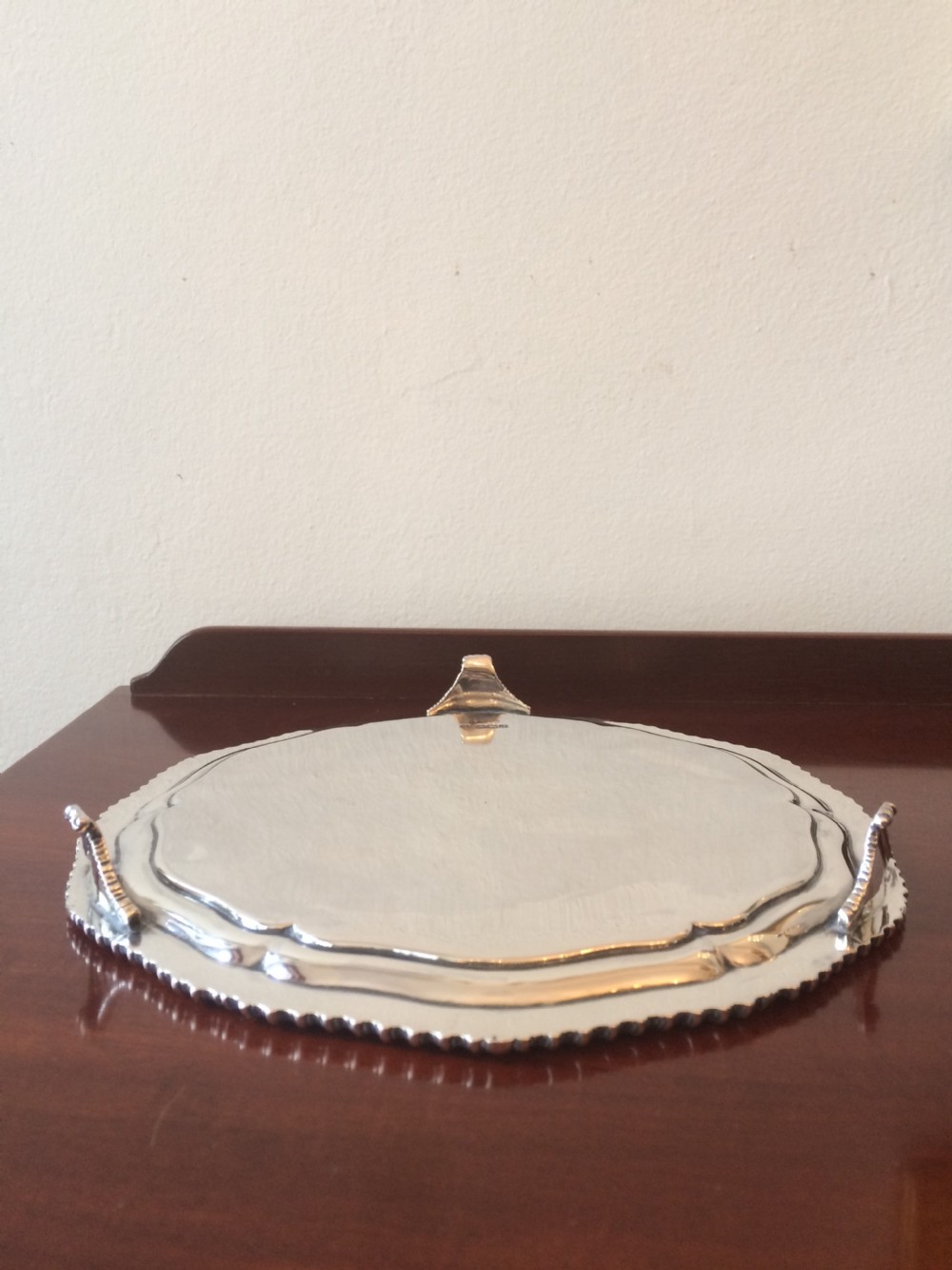 George V silver salver, 377 grams  View VI