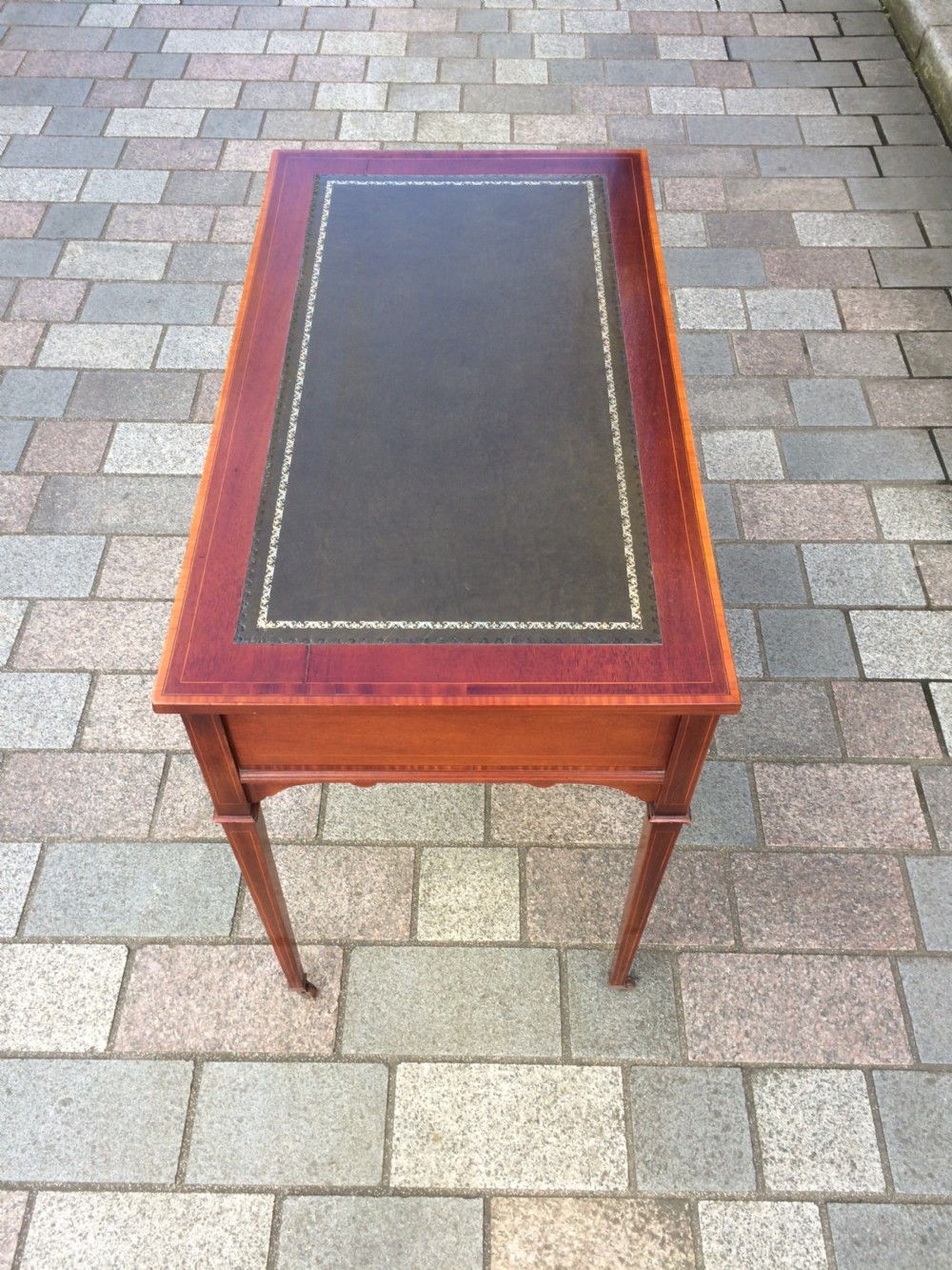 EDWARDIAN INLAID MAHOGANY WRITING DESK OR LAMP TABLE View VIII