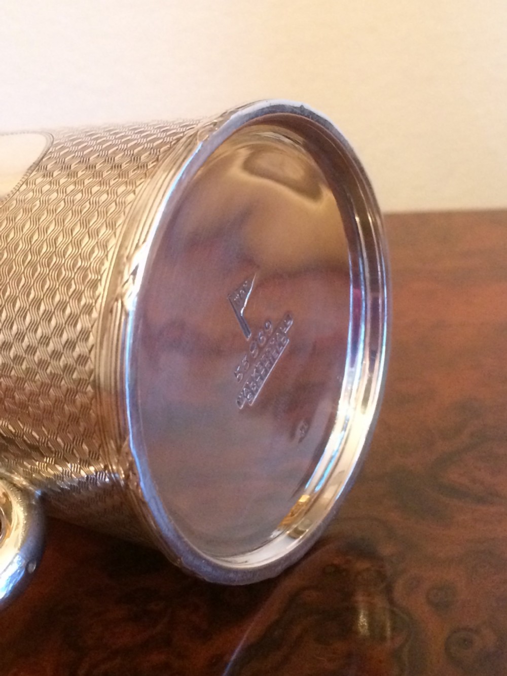 Superb Quality Silver Tankard, Walker & Hall View III