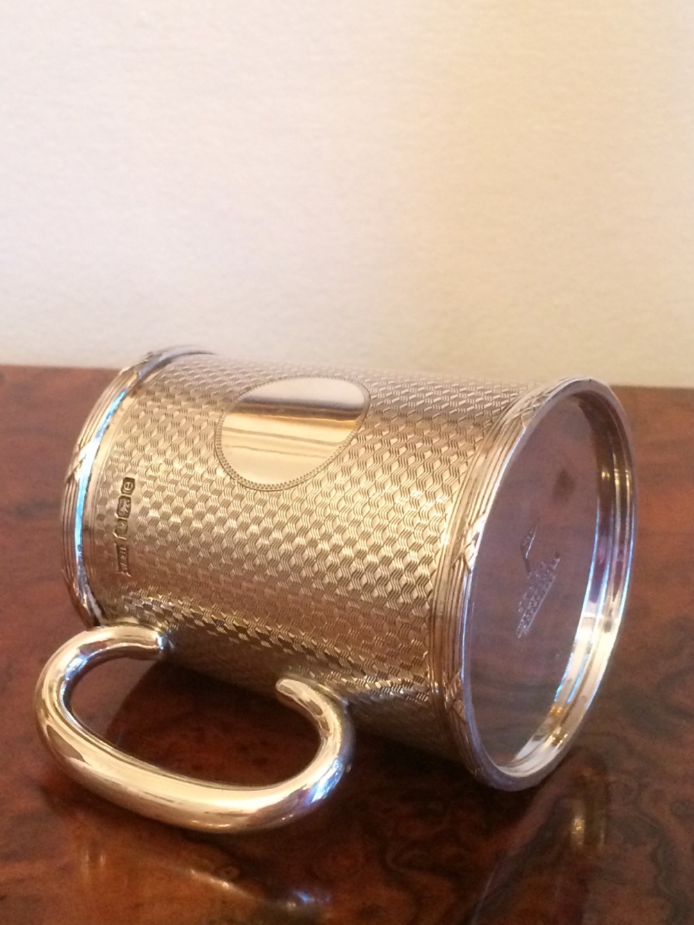 Superb Quality Silver Tankard, Walker & Hall View V