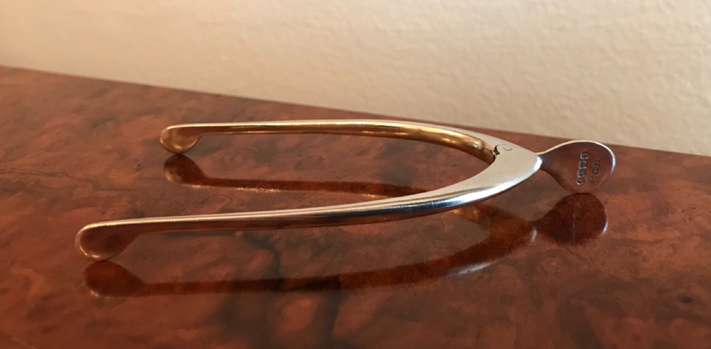 Pair Wishbone Silver Sugar Tongs, Jubilee Mark, 1934 View II
