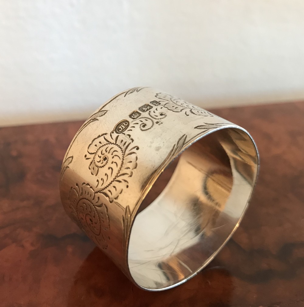 Solid Silver Napkin Ring, Sheffield 1911 View III