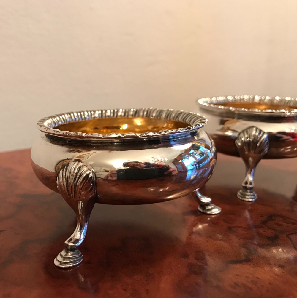 Pair Victorian Solid Silver Cauldron Salts, Hallmarked London 1863 by Daniel & Charles Houle View IV