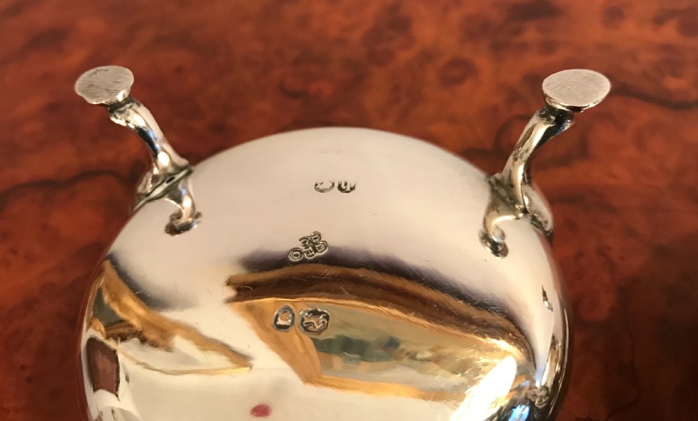 Pair Victorian Solid Silver Cauldron Salts, Hallmarked London 1863 by Daniel & Charles Houle View IX