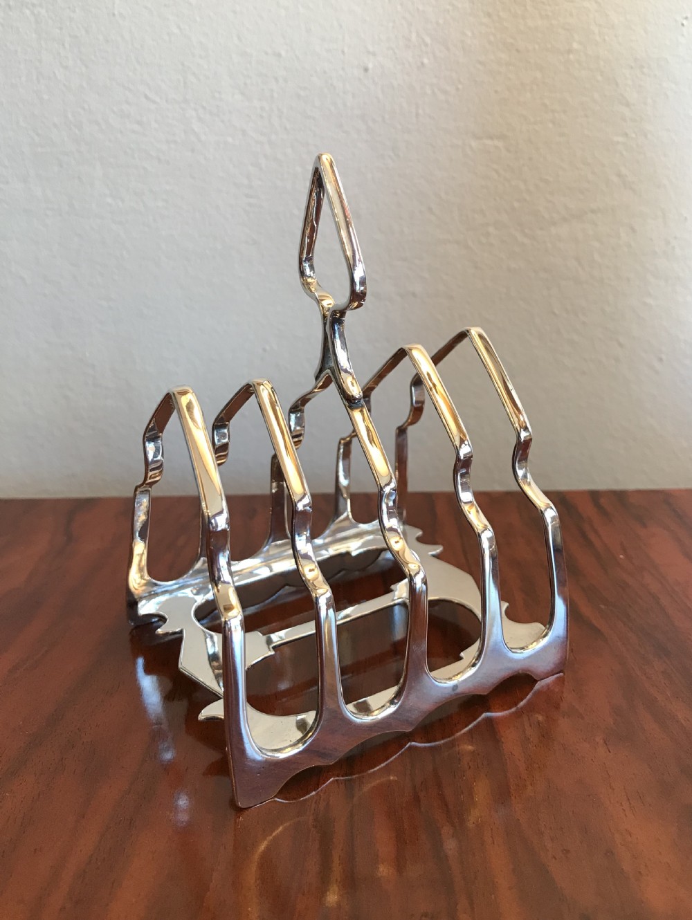 Lovely Edwardian Solid Silver Toast Rack 