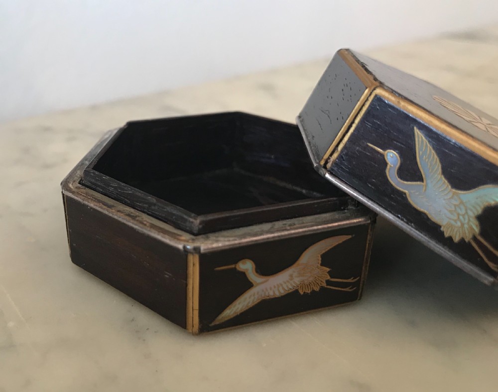 Fine Meiji Period Box View VI