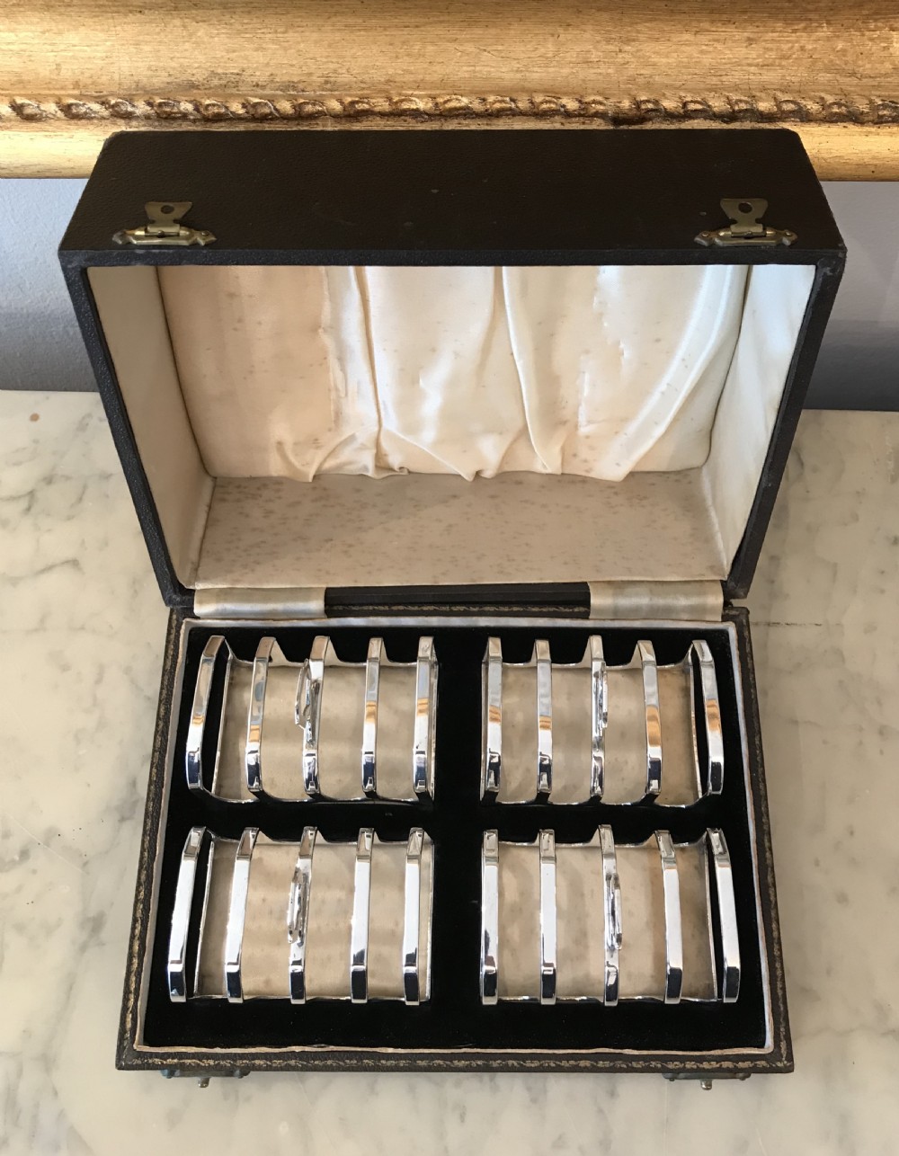 Set of Four Art Deco Solid Silver Toast Racks View VII