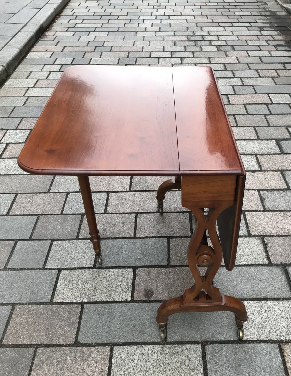 Quality Victorian Sutherland Table by Holland & Sons View VI