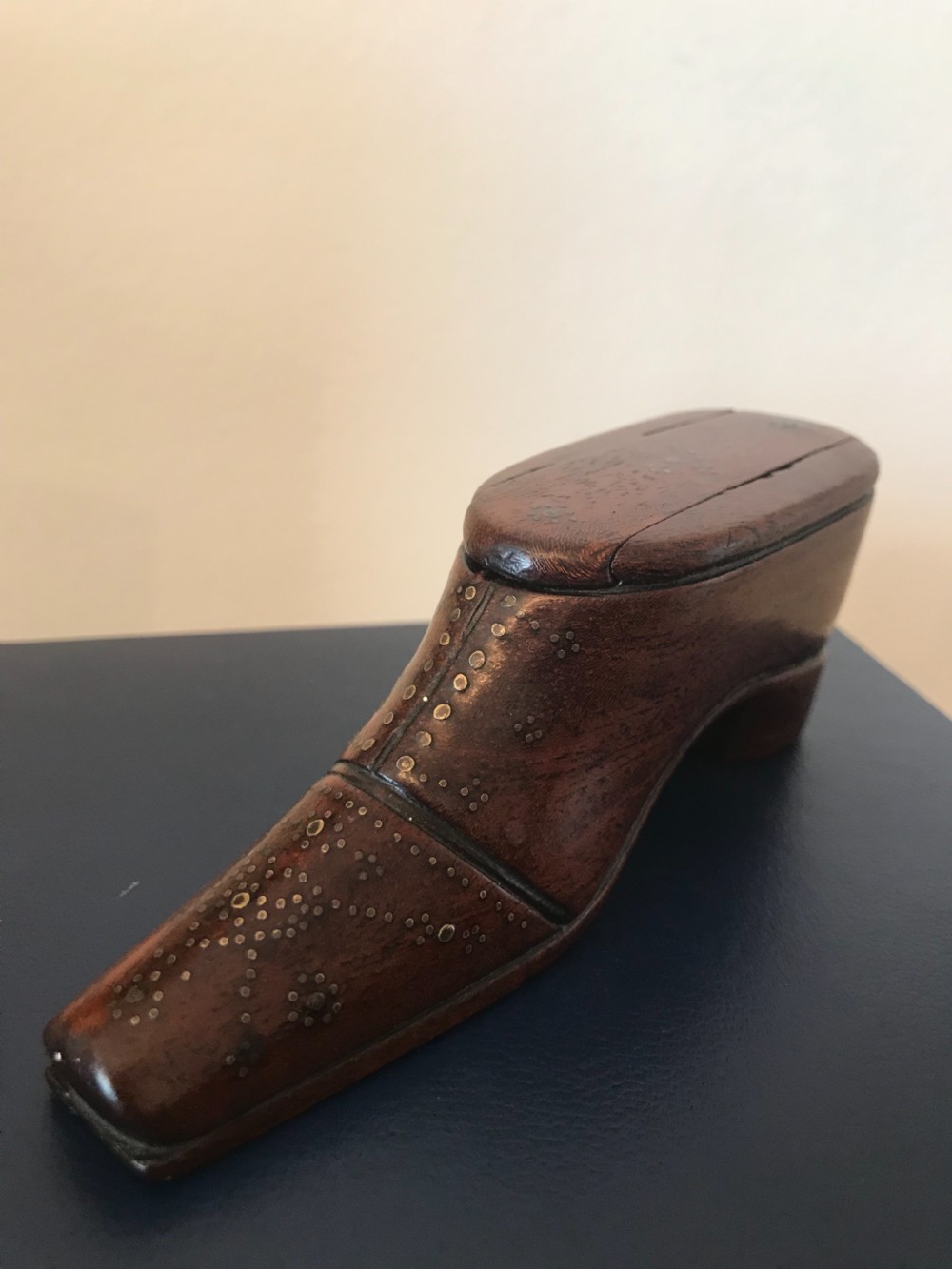 George III Snuff Shoe View VIII
