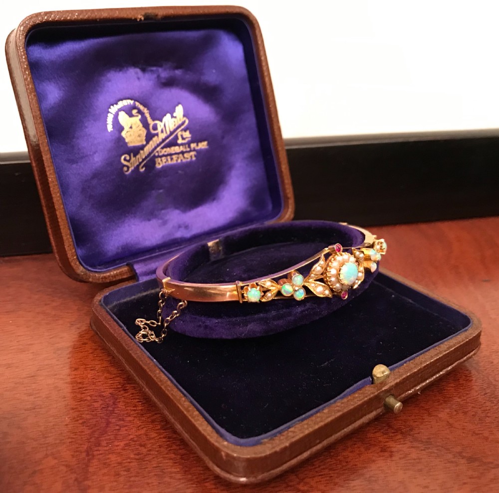 Stunning Edwardian Gold Bangle,  View III