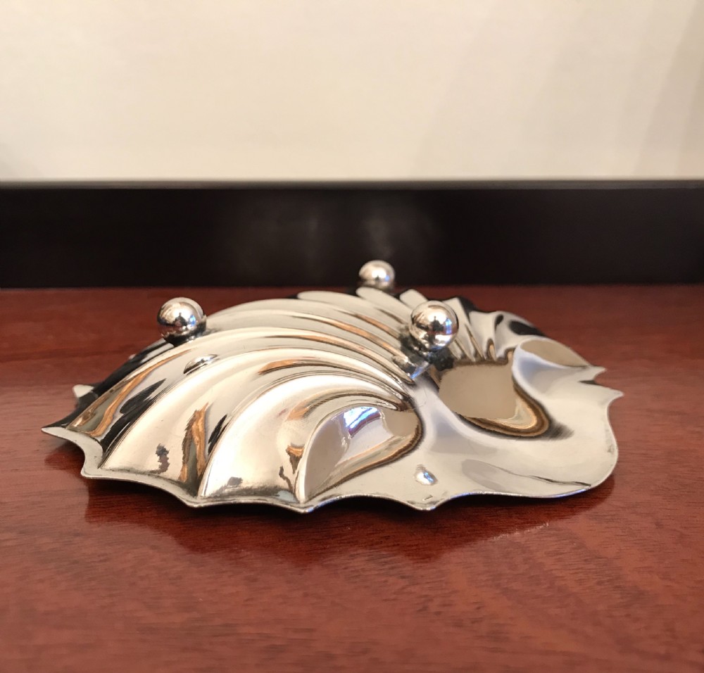 George V Silver Shell Dish, 1912 View IV