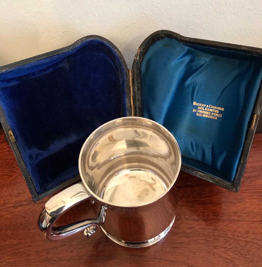 Quality Victorian Silver Half Pint Tankard View VII