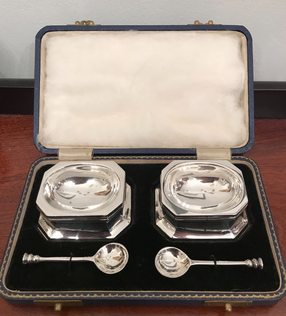 Quality Pair of Georgian Style Trencher Salts, Chester  View II