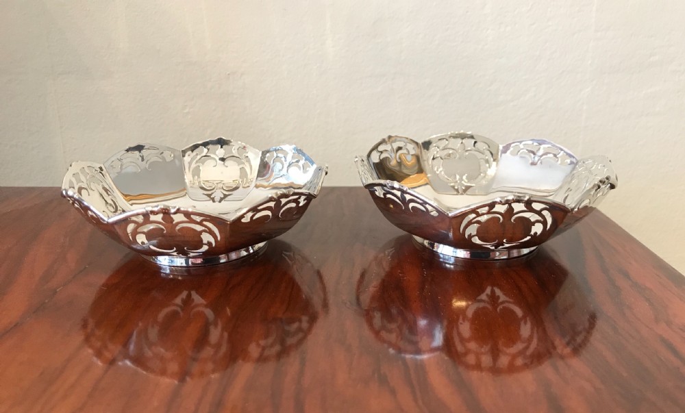 Pair George V Silver Jubilee Bon Bon Dishes, 1935 View II