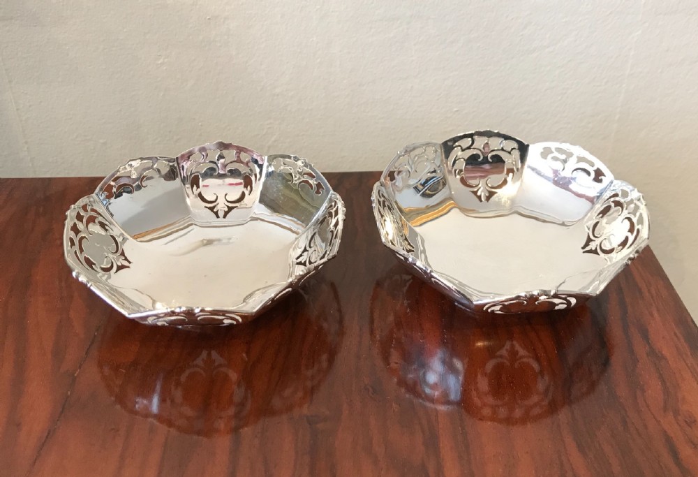 Pair George V Silver Jubilee Bon Bon Dishes, 1935 View III
