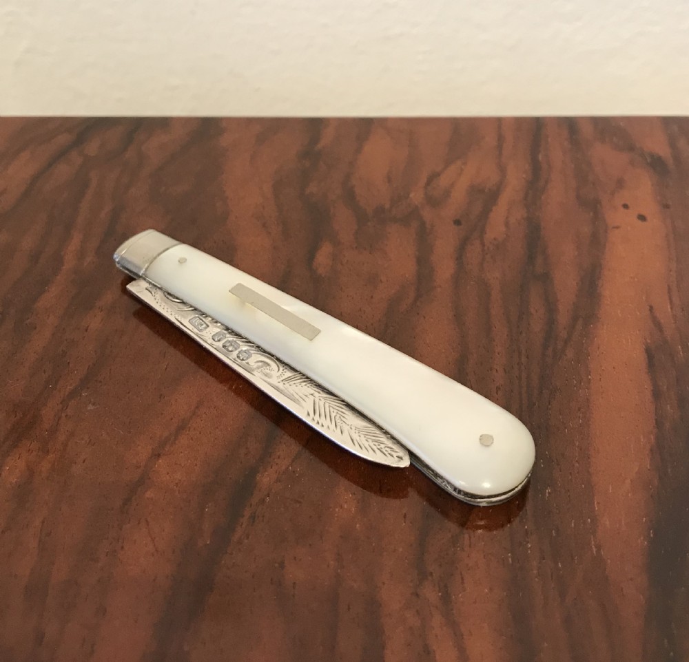 Victorian Silver & Mother of Pearl Fruit Knife