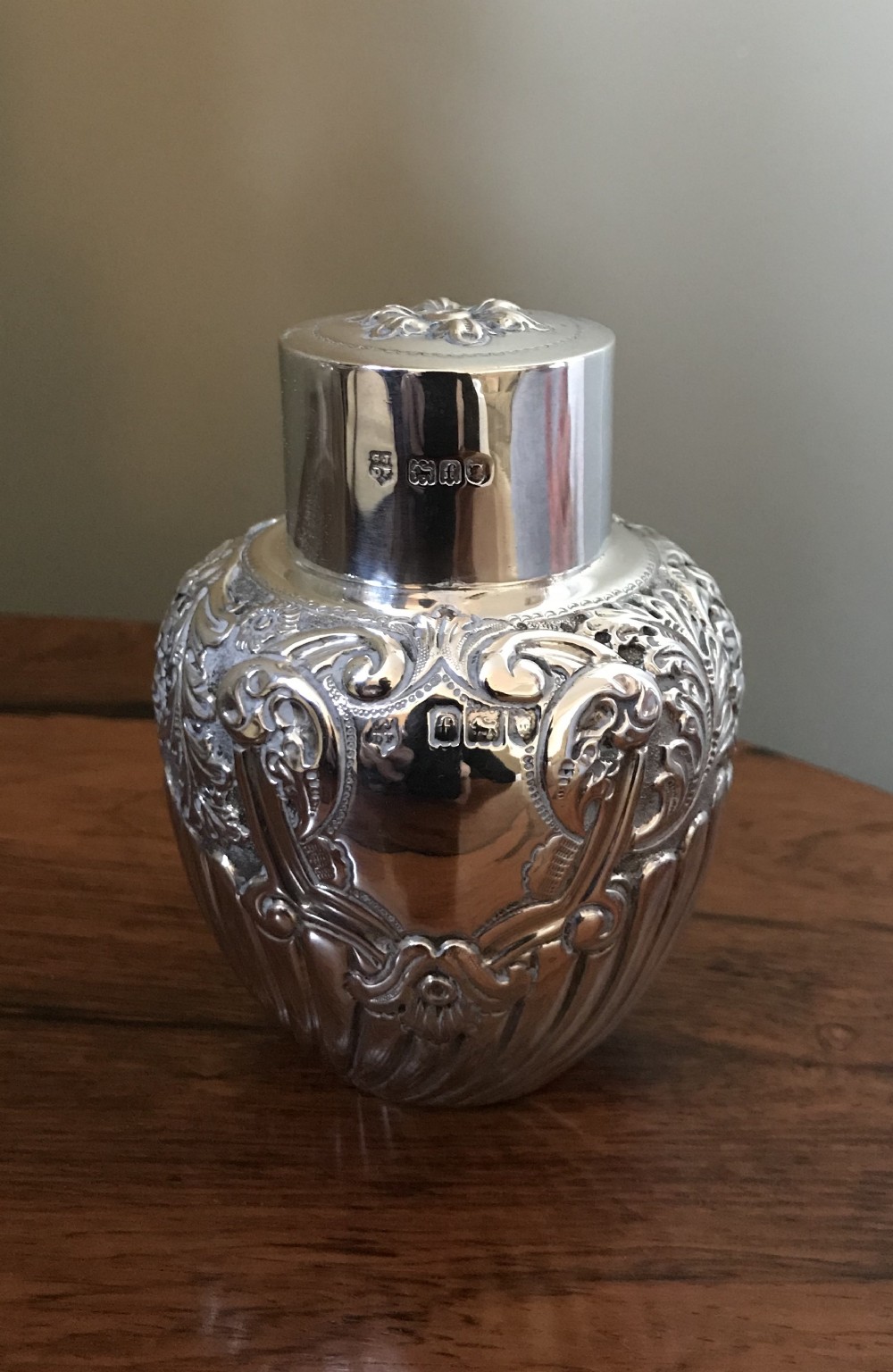 Beautiful Edwardian Silver Tea Caddy