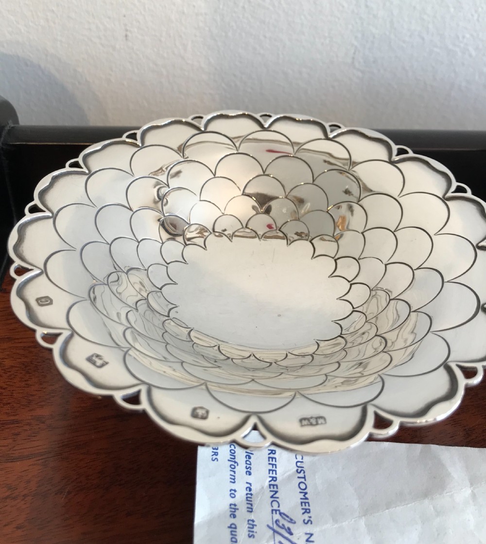 Fabulous Pair of Bon Bon Dishes, Mappin & Webb View VIII