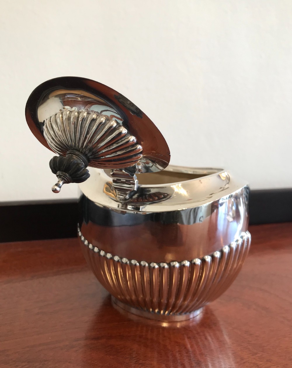 George V Silver Tea Caddy, 1911 View V