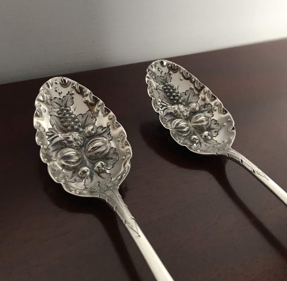 Pair Georgian Silver Berry Spoons, 1799 View II