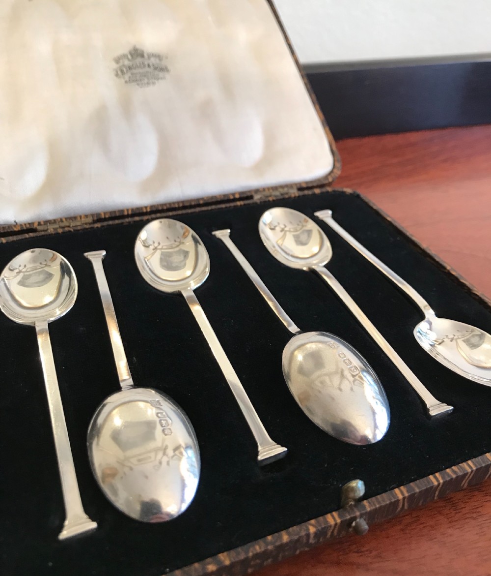 Set of George V Silver Teaspoons  View IV