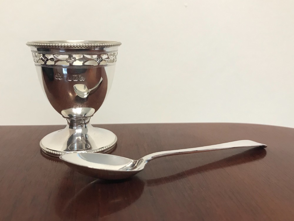 George V Silver Egg Cup Christening Gift Set View II
