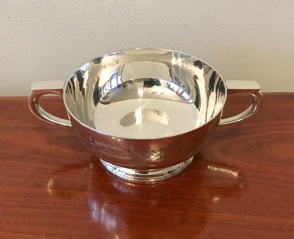 Silver Bowl by Z Barraclough & Sons, hallmarked Chester 1931, 310 grams  View IV