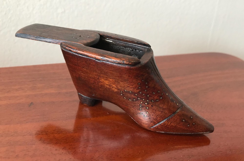 Georgian Snuff Shoe View II