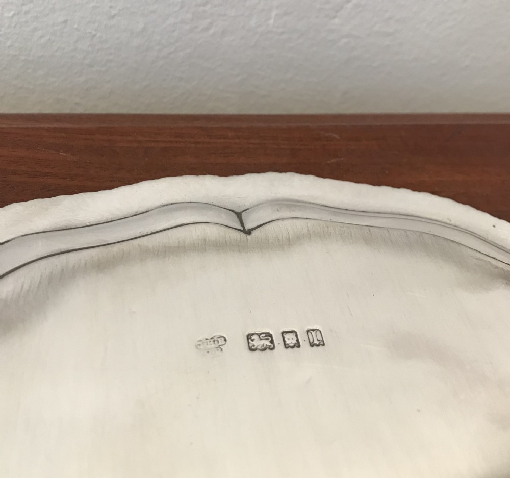 Quality Silver Salver, 610 grams  View IV