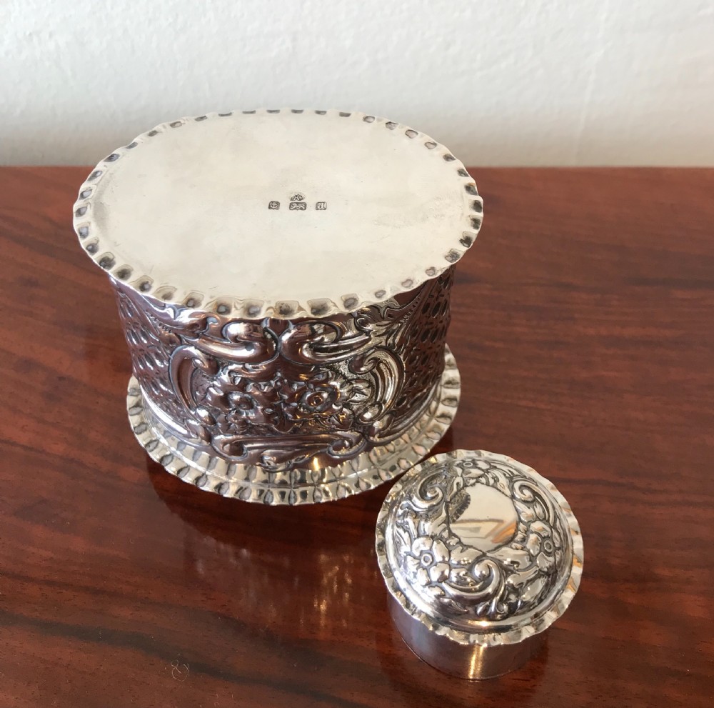 Edwardian Silver Tea Caddy, 1903 View III