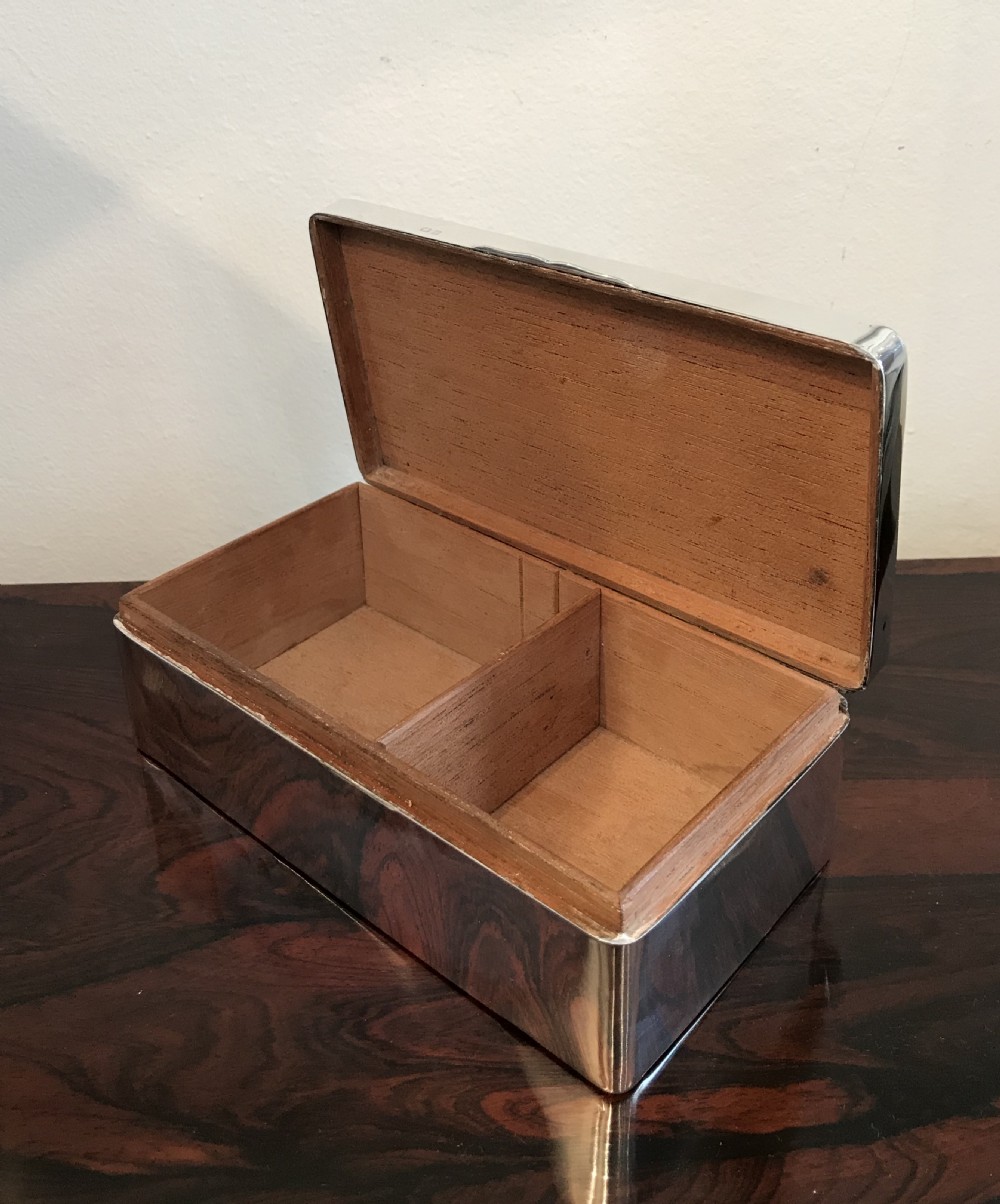 George V Silver Tortoiseshell Box, hallmarked Birmingham 1929 View V