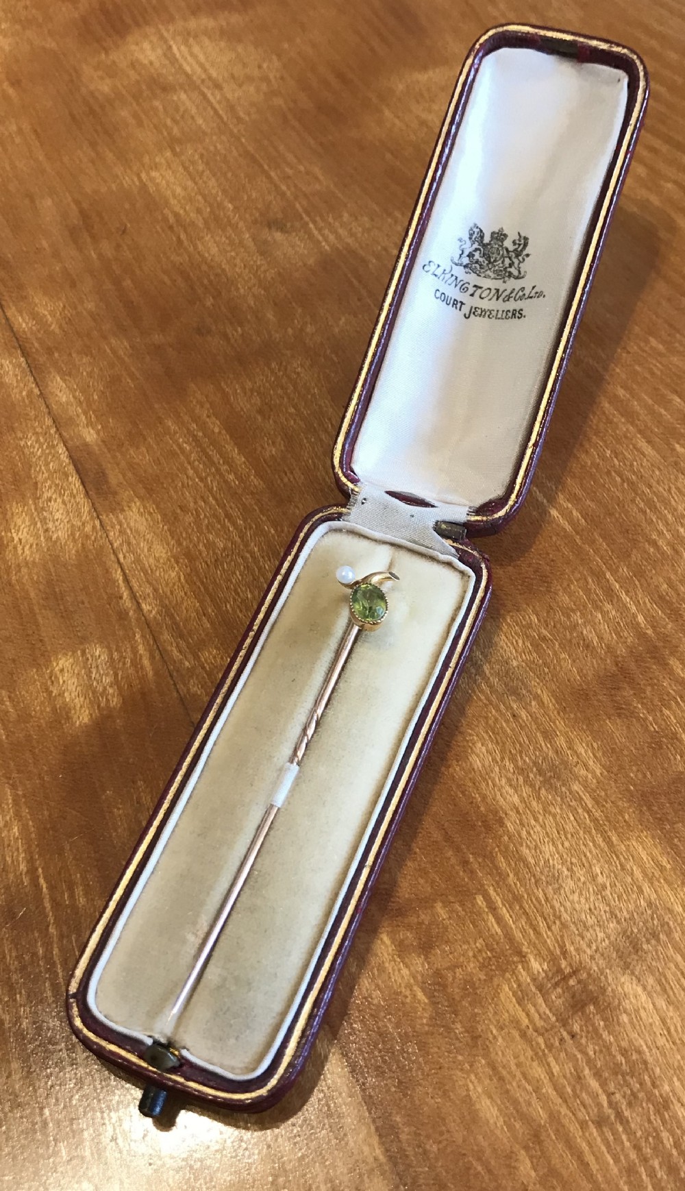 Edwardian 15ct Gold Peridot & Pearl Stick Pin 